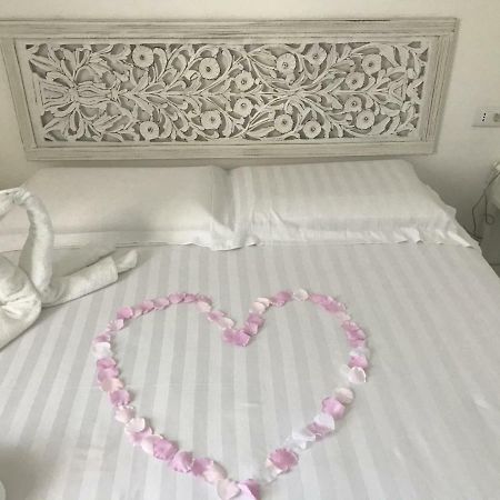 Apartamento La Cinta San Teodoro  Exterior foto